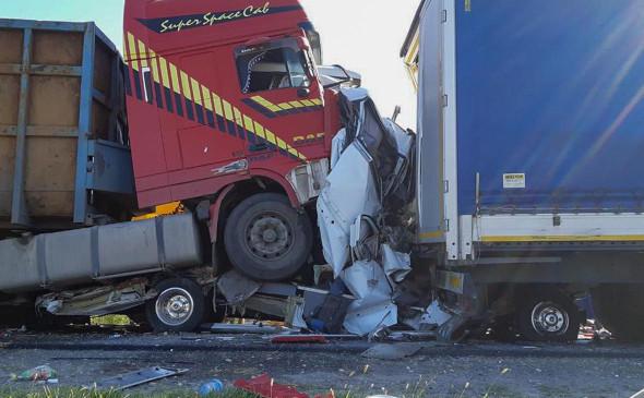ავტოავარია რუსეთში: გარდაცვლილია ყაზახეთის 16 მოქალაქე - რუსული მედია ტრაგედიის ადგილიდან უმძიმეს კადრებს ავრცელებს
