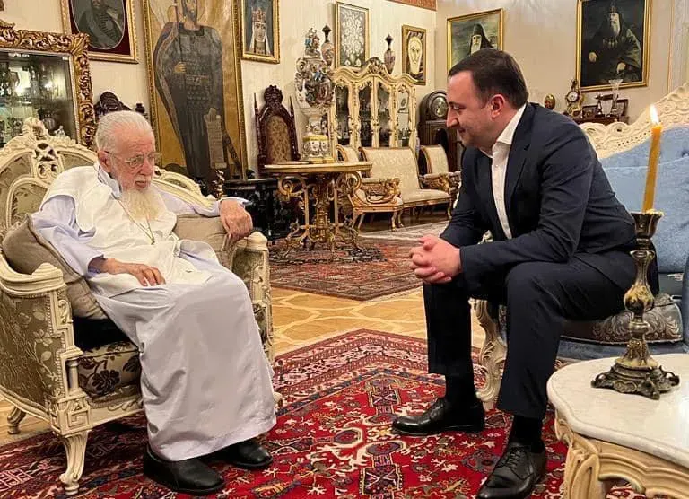 "უაღრესად საინტერესოა მის უწმინდესობასთან ქვეყანაში არსებულ ვითარებასა თუ რეგიონში და მსოფლიოში მიმდინარე პროცესებზე საუბარი" - პრემიერი