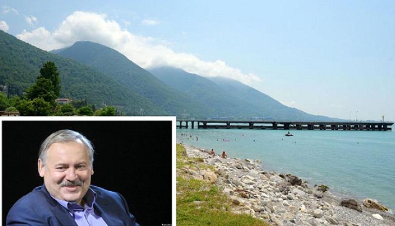 "იდიოტებად მიგვიჩნევენ...არის საკითხები, რაც აფხაზეთში არასდროს მოხდება" - რუსეთის დუმის დეპუტატის განცხადება ოკუპირებულ აფხაზეთში მიწების გაყიდვაზე და მწვავე კრიტიკა ადგილობრივებისგან