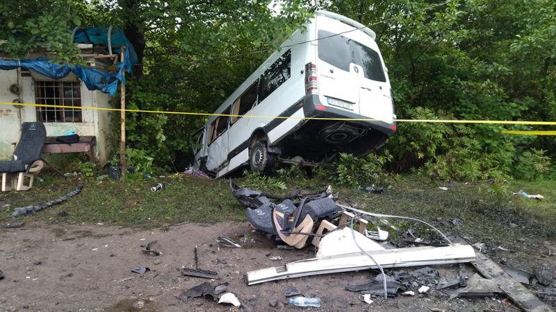 ავარია ლანჩხუთში - დაშავებულია რამდენიმე ადამიანი, მათ შორის ბავშვები
