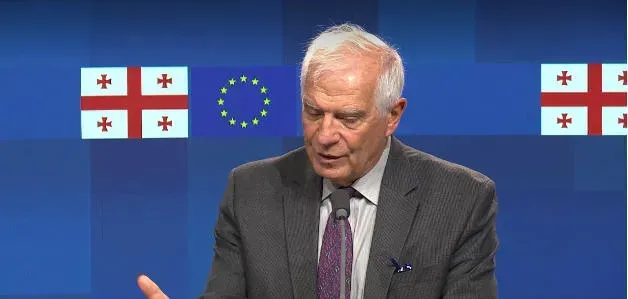 "როდესაც საუბარი მაქვს პოლარიზაციაზე, - საუბარი მაქვს მთავრობასთან, რომელსაც მთავარი პასუხისმგებლობა აკისრია, მაგრამ აქვე ვგულისხმობ მთელს პოლიტიკურ სპექტრს" - ბორელი