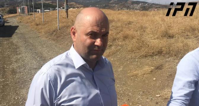 "ყადაღა სოსო გოგაშვილის, მისი ოჯახის წევრებისა და გარემოცვის ქონებას დაედო... მათ შორისაა ბინები, ნაკვეთები და იარაღები" - გამომძიებელი