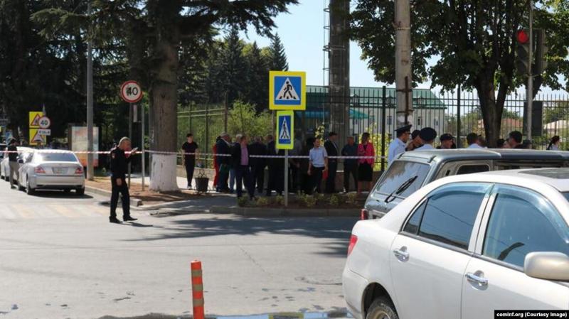 ცხინვალის სკოლებსა და უნივერსიტეტში ევაკუაცია გამოცხადდა - ე.წ. სამართალდამცველები "საეჭვო ნივთებს" ეძებენ