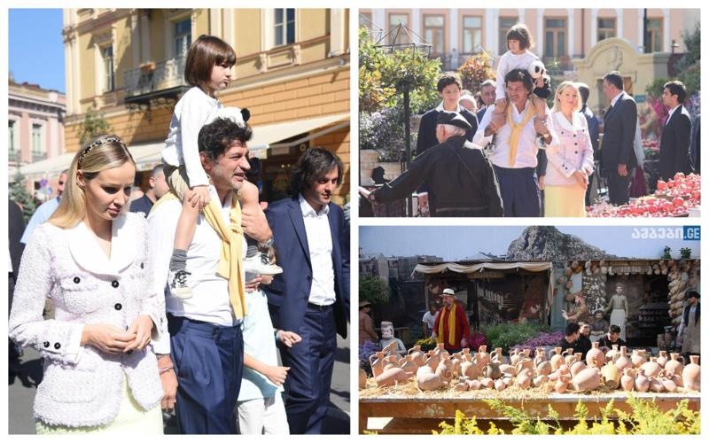 როგორ გამოიყურება ანუკი არეშიძე "თბილისობის" დღესასწაულზე - ფოტორეპორტაჟი მთავარი გამზირიდან, სადაც კალაძე ოჯახთან ერთად იმყოფება