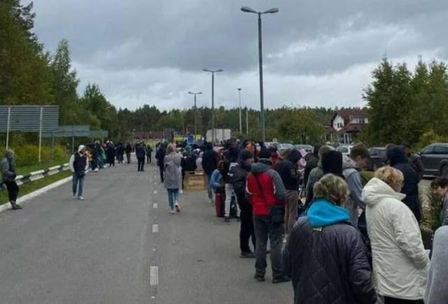 რუსეთმა ესტონეთთან საზღვრის ტერიტორიიდან ათასამდე უკრაინელი გაიტაცა - რა ინფორმაციას ავრცელებს უკრაინული მედია?