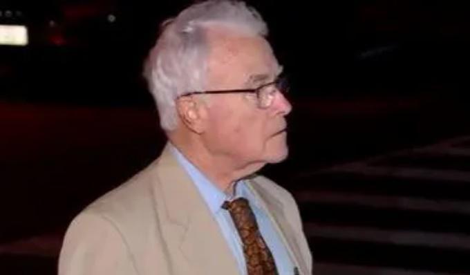 ამერიკელი ექიმი მიხეილ სააკაშვილთან გვიან ღამით შეუშვეს - რა თქვა ადვოკატმა ჯეიმს კობის კლინიკიდან გამოსვლის შემდეგ?