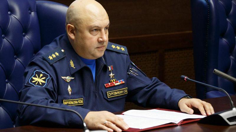 გენერალი სუროვიკინი ხერსონთან დაკავშირებით "რთული გადაწყვეტილების" მიღებას არ გამორიცხავს - რუსული ჯარები ხერსონიდან გასვლისთვის ემზადებიან?