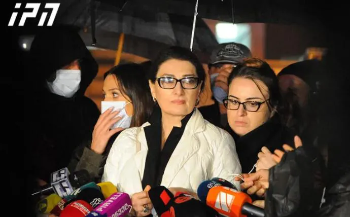"პრეზიდენტის გამოსვლა ერთი ადგილის ტკეპნა იყო, არაფერი ახალი" - თაკო ჩარკვიანი