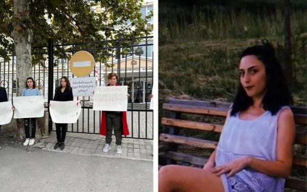 "დღეს მარიამის დაკრძალვაა, რომ არა მოსამართლის ეს გადაწყვეტილება, ცოცხალი იქნებოდა..." - თელავში მოკლული 26 წლის მარიამ გამტკიცულაშვილის ახლობლებმა აქცია გამართეს