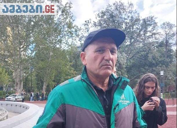 "გამიკვირდა, როცა ჩემს ანგარიშზე თანხის დარიცხვა დაიწყო... მე ფულის გულისთვის არაფერი გამიკეთებია" - რას ამბობს დევი მეზურნიშვილი სოცქსელში წამოწყებულ კამპანიაზე?