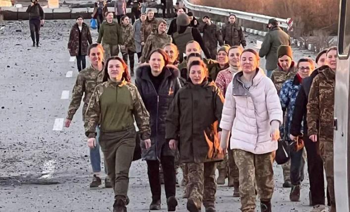 უკრაინაში აცხადებენ, რომ რუსების ტყვეობიდან 108 ქალი გაათავისუფლეს