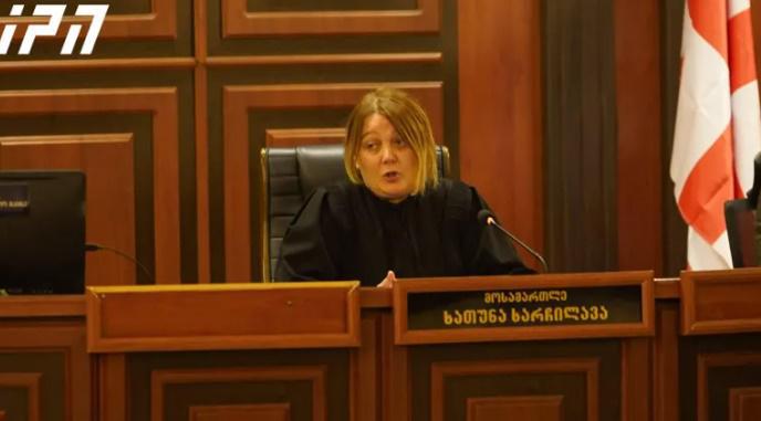 "ეს ვიდეოჩანაწერი გახდა სპეკულაციის ნაწილი" - მოსამართლის თქმით, სასტუმროში გადაღებულ ჩანაწერში დოროყაშვილზე ძალადობის ფაქტი არ ჩანს