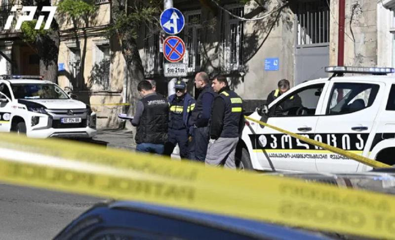 "პირმა, რომელმაც ლაღიძის ქუჩაზე ხელყუმბარა ისროლა, ქმედება საკუთარი სიცოცხლის გადასარჩენად განახორციელა" - ადვოკატი