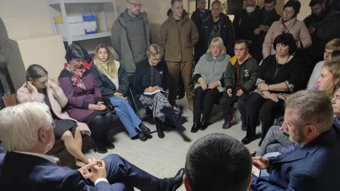 "სპონტანური საუბარი ბომბსაცავში" - გერმანიის პრეზიდენტს, ჩერნიგოვის ოლქში ვიზიტისას საჰაერო განგაშის დროს თავშესაფარში გადასვლა მოუწია