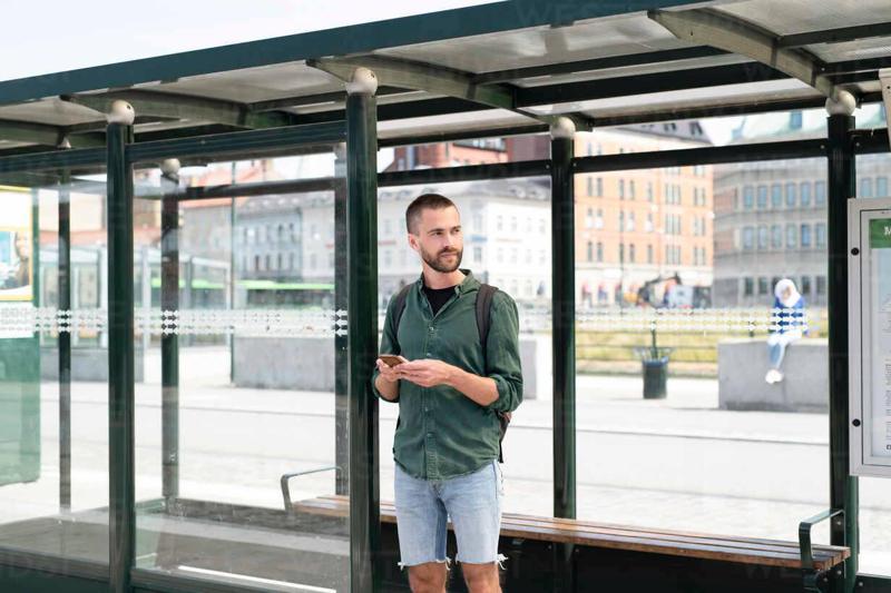 დღეში რამდენ საათს კარგავთ ფუჭად?