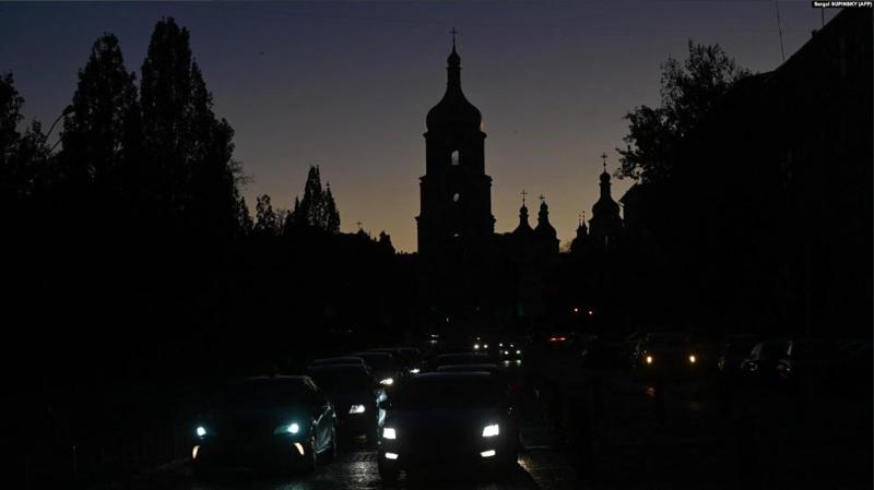 ფორს-მაჟორი უკრაინის ელექტრომომარაგებაში: ოკუპანტების მოწყობილი "ენერგეტიკული გენოციდი" და ჩაბნელებული კიევი - "...მაგრამ უკრაინა იდგება!"