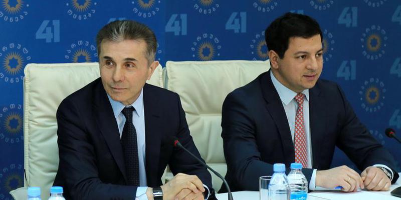 თალაკვაძის მტკიცებით, "ნაცმოძრაობა" და მისი პარტნიორები ივანიშვილზე შურისძიებას ცდილობენ