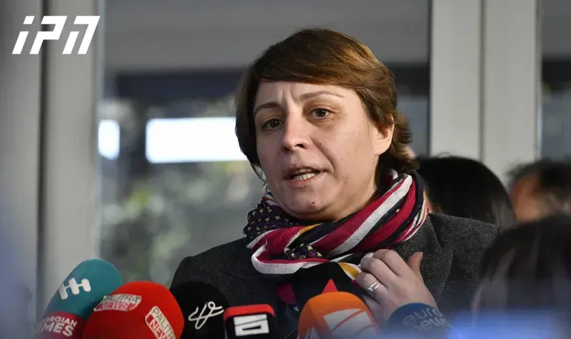 "როდის იქნება კარვები, სად დავდგებით, როდის დავდგებით, ამ ყველაფერს ბიძინა ივანიშვილი სიურპრიზად მიიღებს" - ელენე ხოშტარია