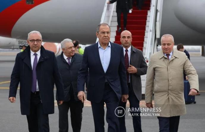 სერგეი ლავროვი ერევანში ჩავიდა