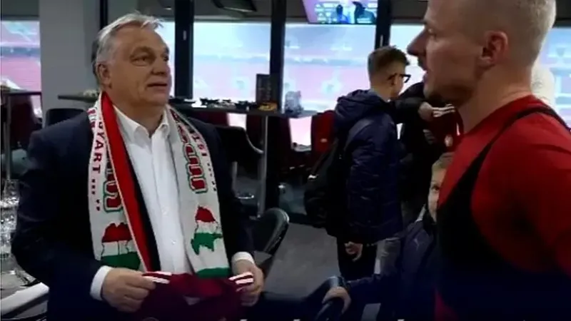 ორბანის იმპერიალისტური ოცნებები? - უნგრეთის პრემიერი გამოჩნდა შარფით, სადაც "გაფართოებული უნგრეთის" რუკა იყო გამოსახული
