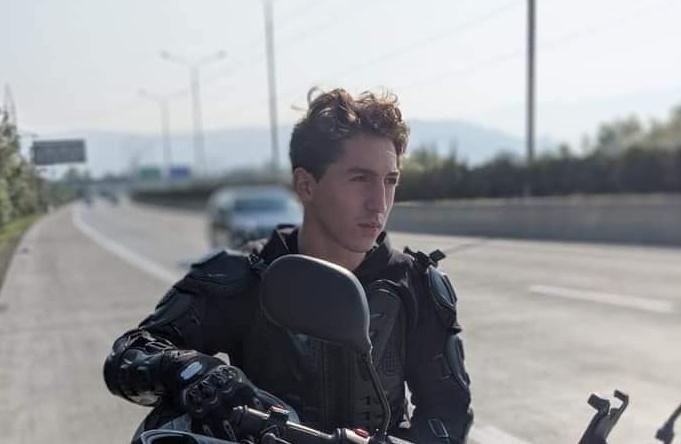 თბილისში ავარიას "გლოვოს" კურიერი ემსხვერპლა - ვინ არის გარდაცვლილი და რას წერს მისი კოლეგა?