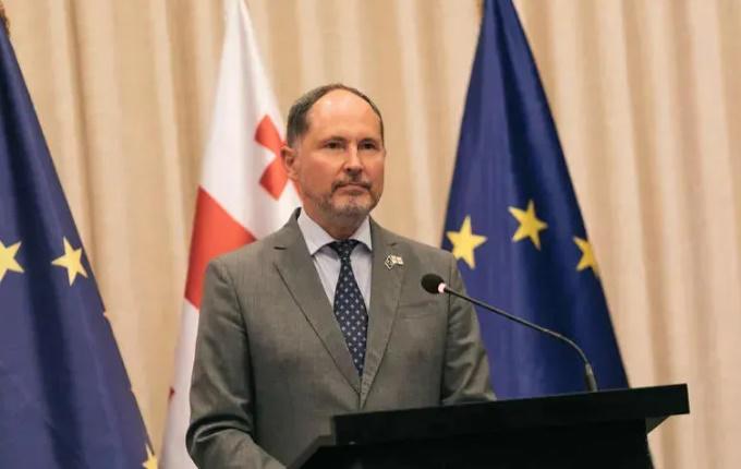 "ძალიან მნიშვნელოვანია, "დეოლიგარქიზაციის შესახებ" კანონპროექტი გადაეგზავნოს ვენეციის კომისიას და მოხდეს მისი რეკომენდაციების გათვალისწინება" - ევროკავშირის ელჩი