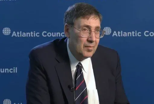 "საქართველოს ხელისუფლებას, რომელიც ავტორიტარული მიმართულებით მიდის, არ აქვს პრობლემა თუ სამოქალაქო საზოგადოების დახმარებას შევწყვეტთ" - ჯონ ჰერბსტი