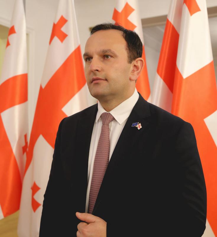 "ალუდა ღუდუშაური თავიდან ლიტერატურული პერსონაჟი მეგონა, "დავგუგლე“ და..." - პაატა მანჯგალაძე