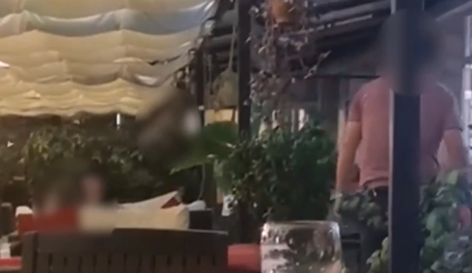 "ვეუბნები, მუხლებში უნდა დაგამტვრიო მეთქი" - ქალმა ფინანსური დავის მოსაგვარებლად ქურდებს მიმართა: დაკავებულია 5 პირი (შსს-ს ვიდეომასალა)