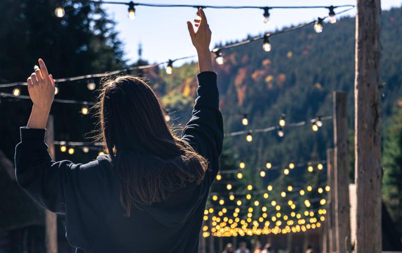 როგორ დავგეგმოთ ღონისძიება ღია ცის ქვეშ - 5 პრაქტიკული რჩევა