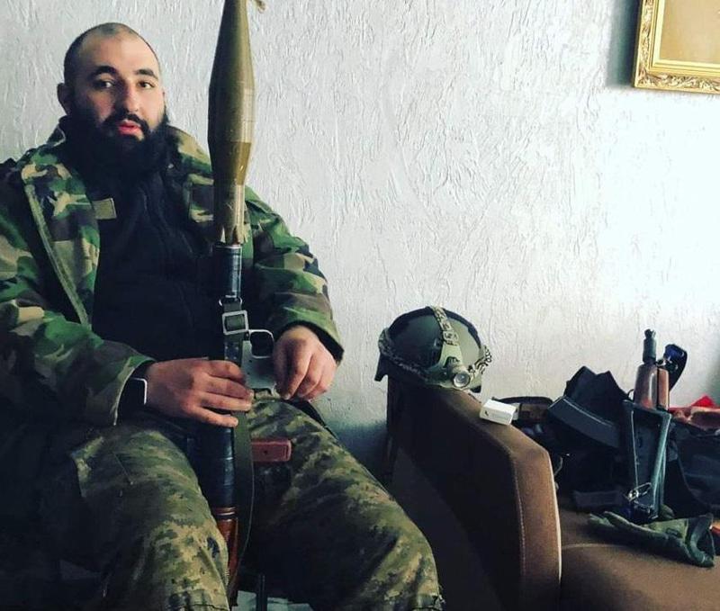 ვინ არის უკრაინაში დაღუპული მებრძოლი და რას წერს მამა: "ვფიქრობდი, დროშა, რომელიც აღვმართეთ დამპყრობლებთან ბრძოლაში, საიმედო ხელში იყო, მაგრამ უფალმა ისევ მე დამიბრუნა..."