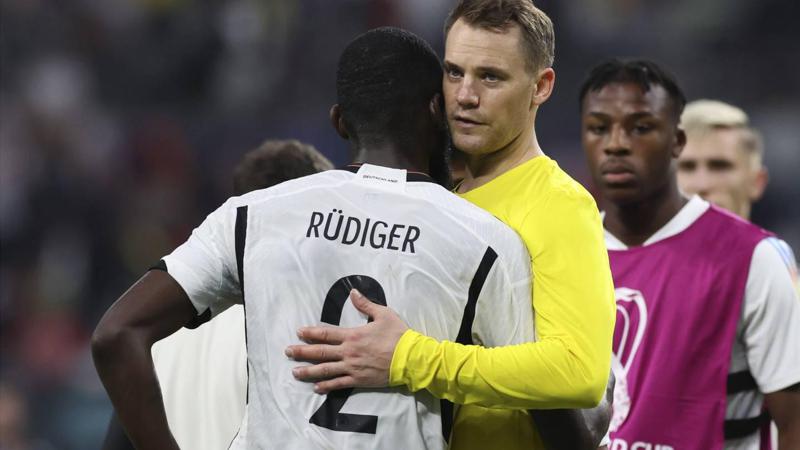 დრამატული მოვლენები E ჯგუფში: გერმანია ჩარჩა, მისი გულშემატკივრების რისხვა კი ესპანეთს დაატყდა - "ესპანეთმა რაც ქნა, გასაგებია... ეს უკან დაუბრუნდებათ"