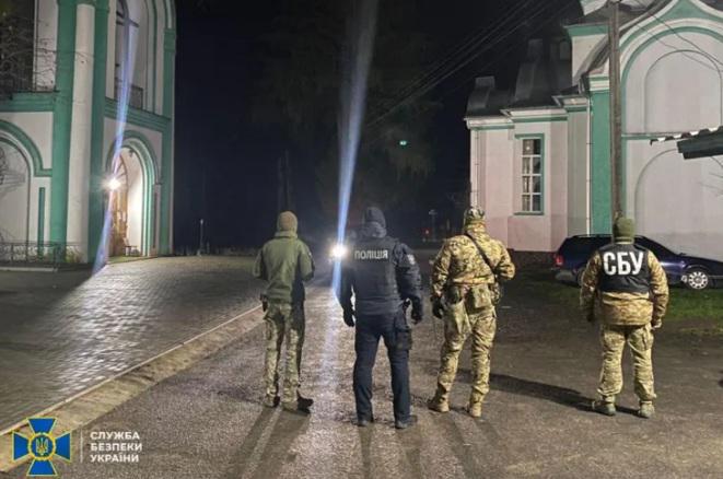 მასშტაბური შემოწმება მოსკოვის საპატრიარქოს დაქვემდებარებულ უკრაინულ ეკლესიებში - "მიზანი "რუსული სამყაროს" მხარდამჭერების გამოვლენაა"