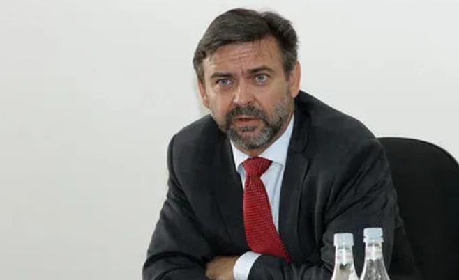 "სამწუხაროდ, ჩემი სიტყვები კონტექსტიდან ამოღებული ფორმით გავრცელდა" - აჟიოტაჟი ჩეხეთის ელჩის განცხადებაზე: დიპლომატის კომენტარი და შემოსავლების სამსახურის განმარტება