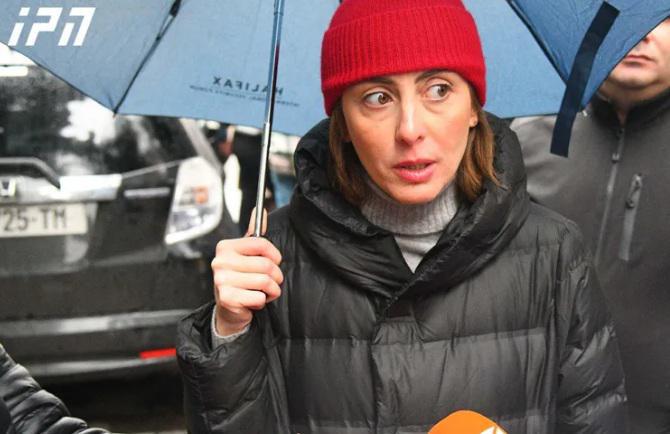 "არ მინდა მიხეილ სააკაშვილის მსგავს მდგომარეობაში ვინმე ვიხილო, არც ივანიშვილი, მაგრამ თუ იგი იმ კამერაში იქნებოდა, მივიდოდი, ვნახავდი..." - დეკანოიძე