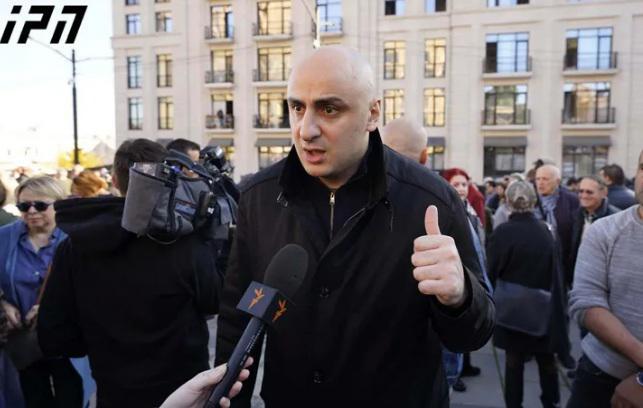 "ადამიანი არ ექვემდებარება გამოჯანმრთელებას იქ, სადაც ახლა არის - ყველამ გადაწყვიტოს, ინდივიდუალურად, ეგუება სიკვდილს თუ არ ეგუება" - მელია