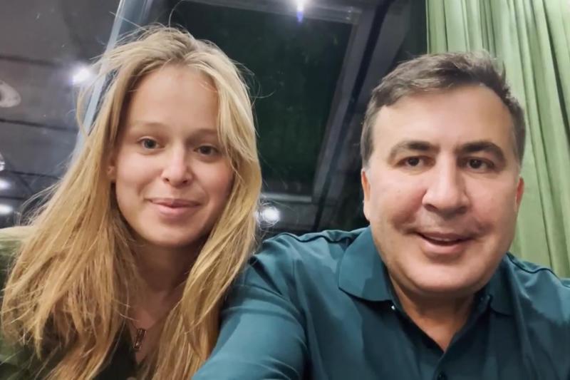 "მას არანაირი ოპერაცია არ გაუკეთებია! მიხეილის მდგომარეობა მძიმეა და ახლა ნამდვილად არ არის ადგილი სიყალბისთვის!" - რა ინფორმაციას ავრცელებს ლიზა იასკო?