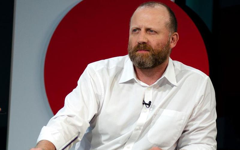 "ბევრი სწორი რამე თქვა ზურაბიშვილმა, მაგრამ მთავარში ისევ იგივე გააკეთა - გადაეფარა ბიძინას და ქვეყნის რუსეთისკენ მიტრიალება მის ზებრებს შეტენა" - ზურაბ ჯაფარიძე