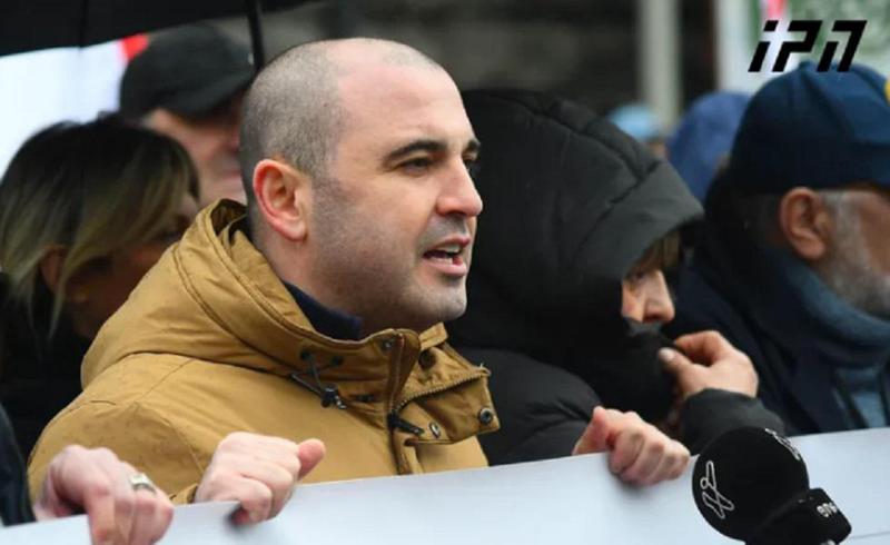 "ხელები მიემტვრევათ იმ კრიმინალებს, რომლებიც მთავრობის სხდომაზე მთავარ კრიმინალთან, ირაკლი ღარიბაშვილთან ერთად სხედან" - ლევან ხაბეიშვილი