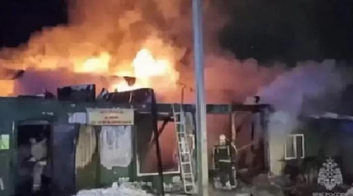 ძლიერი ხანძარი რუსეთში - გარდაცვლილია სულ მცირე 20 ადამიანი