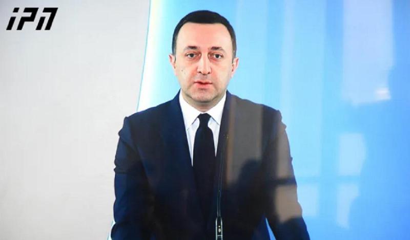 "რესპუბლიკური საავადმყოფოს არც ერთი თანამშრომელი სამსახურის გარეშე არ დარჩება" - პრემიერი