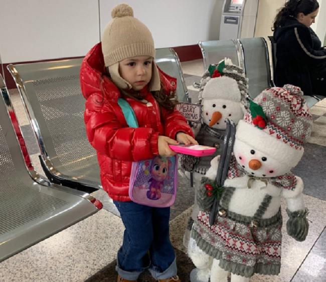 ელის-მარია სააკაშვილი და სოფო ნიჟარაძე "ვივა მედში" ექსპრეზიდენტის მოსანახულებლად მივიდნენ