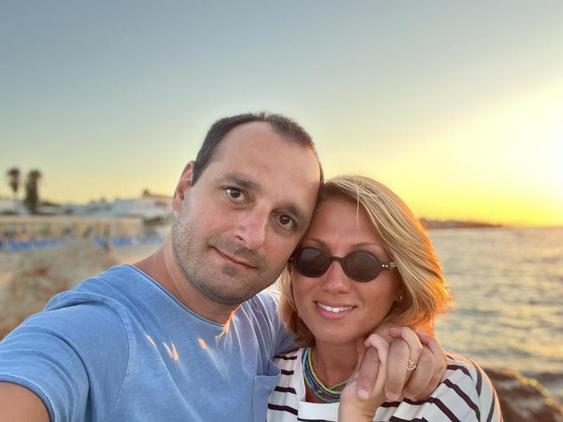 "თუ შეჯამებაა - შეჯამება იყოს" - ქართველი პოლიტიკოსისა და ჟურნალისტის "ლავსთორი": რა ფოტოს აქვეყნებს ირაკლი აბესაძე?