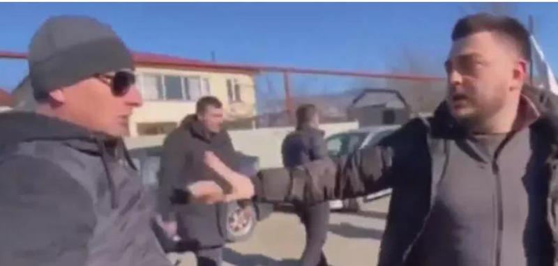 "გავშალეთ ბანერი "თავისუფლება მიშას“, ეს ვერ აიტანა "ოცნებამ“ და მისმა "ტიტუშკებმა“ - "ნაცმოძრაობის“ თავმჯდომარეობის კანდიდატი ყვება, რა გახდა ჭორვილაში მომხდარი დაპირისპირების მიზეზი