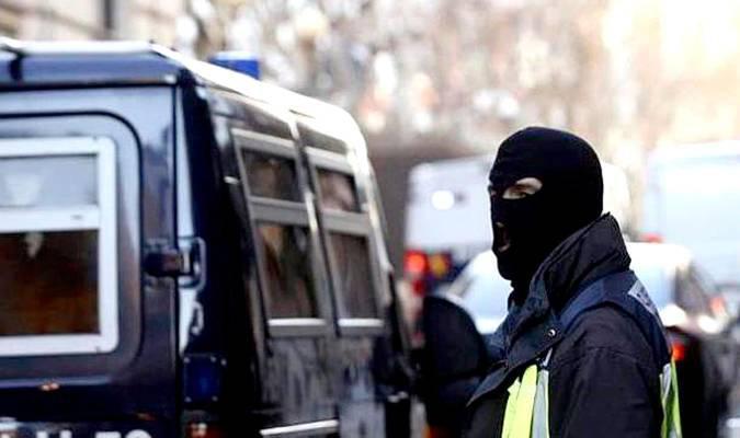 ესპანეთში, ქურდობის ბრალდებით, საქართველოს სამი მოქალაქე დააკავეს - რას წერს ესპანური მედია