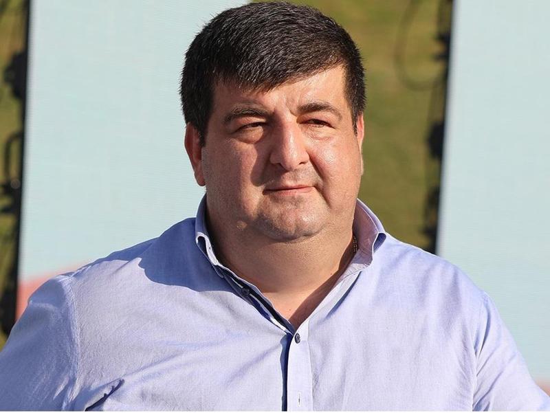 14 ბინა თბილისში, ბათუმსა და ბაკურიანში, მიწის ნაკვეთები და ფასიანი ქაღალდები -  "ქართული ოცნების" მილიონერი დეპუტატი გურიიდან, შთამბეჭდავი ქონებით