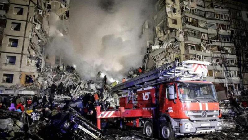 დნიპროში, საცხოვრებელ კორპუსზე რუსეთის სარაკეტო თავდასხმის შედეგად მსხვერპლთა რიცხვი 12-მდე გაიზარდა - როგორი ვითარებაა ქალაქში