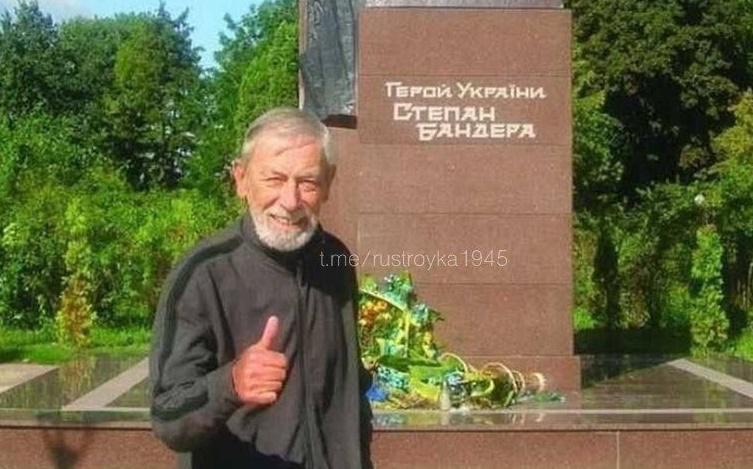 "ვკითხულობ ბუბაზე ირონიულ პოსტებს და... იმ ხალხისგან მიკვირს, "მიმინოს" ჩუმად რომ უსმენენ" - კიკაბიძის ფოტო და ორად გაყოფილი აფხაზები: რას წერენ მომღერლის შესახებ?