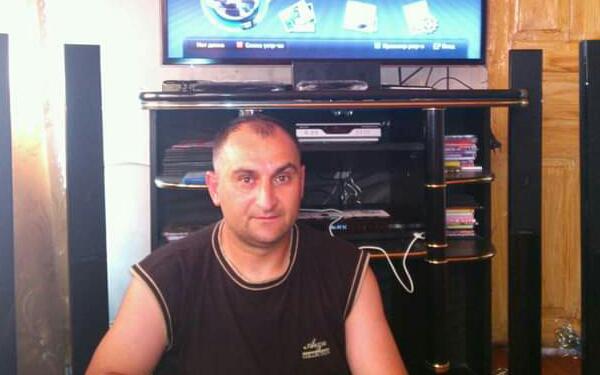 "შვილი მასთან სტუმრად მიდიოდა ხოლმე, ცოლთან გაშორებულია... ამბობენ, სასწრაფოს სირენებმა გააღიზიანაო" - რას ჰყვებიან ადგილობრივები ნოდარ ათუაშვილზე?