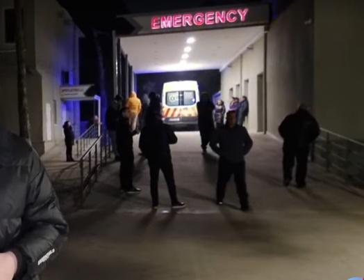 ოჯახის მტკიცებით, თბილისში 22 წლის გოგოს ოპერაციის დროს მუცლის ღრუში მაკრატელი ჩაუტოვეს